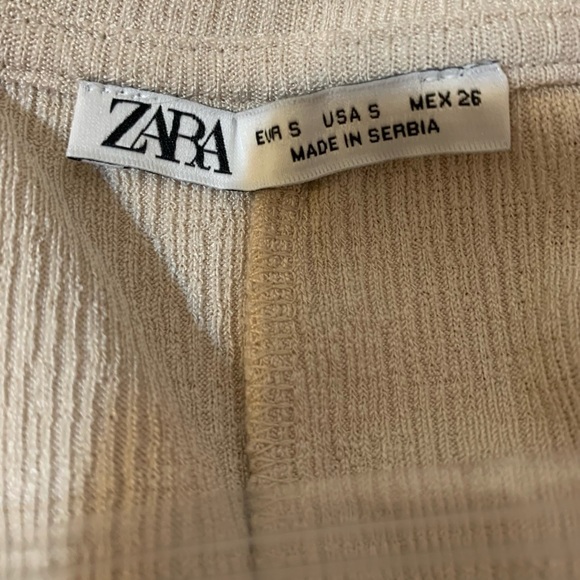 Zara Crop Top. Cream color size Small. Ribbed. - Picture 2 of 8